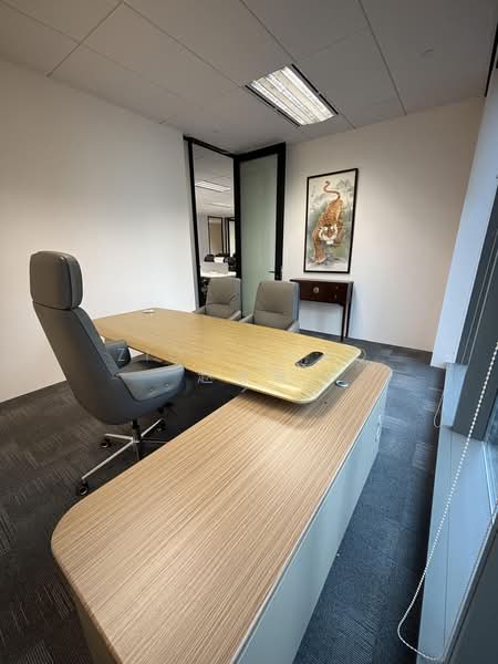 Asia Square Tower 1, 8 Marina View, 2,130 sqft, Office For Rent, by Zion Zhao 赵峻慷, 500187418 - Director Room - CommercialGuru.com.sg