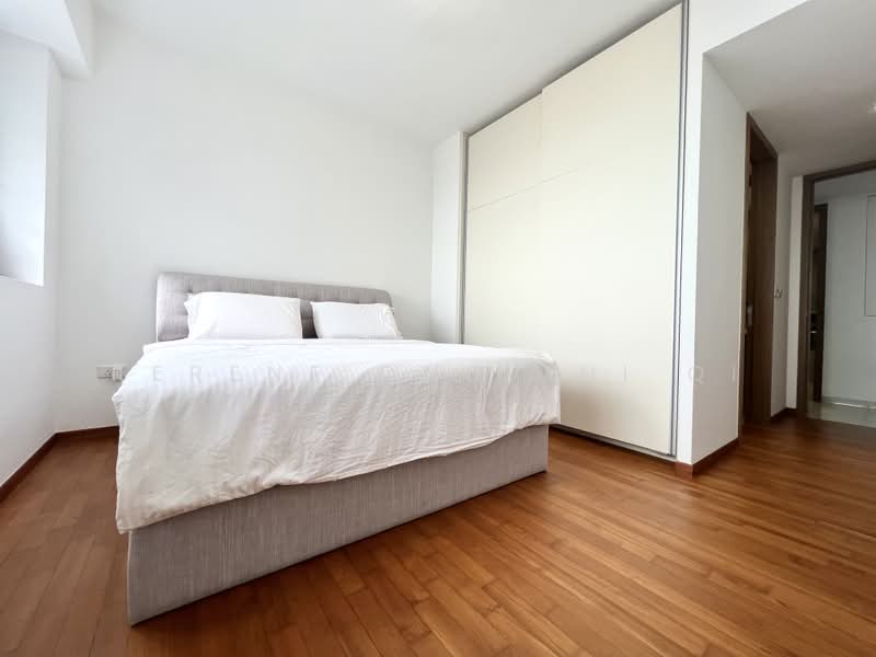 V on Shenton, 5 Shenton Way, 3 Bedrooms, 1,206 sqft, Condominium For Sale, by Kerene Ong Zhi Qi, 500187424 - Bedroom - PropertyGuru.com.sg