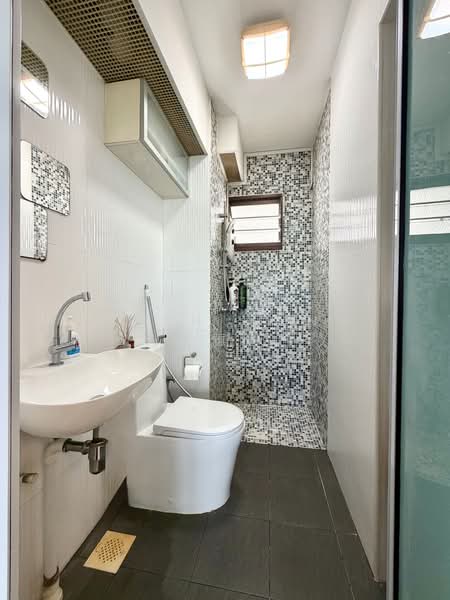 90 Tanglin Halt Road, 90 Tanglin Halt Road, 3 Bedrooms, 968 sqft, HDB Flat For Sale, by Faith Wong 王蕙蕙, 500187429 - Bathroom - PropertyGuru.com.sg