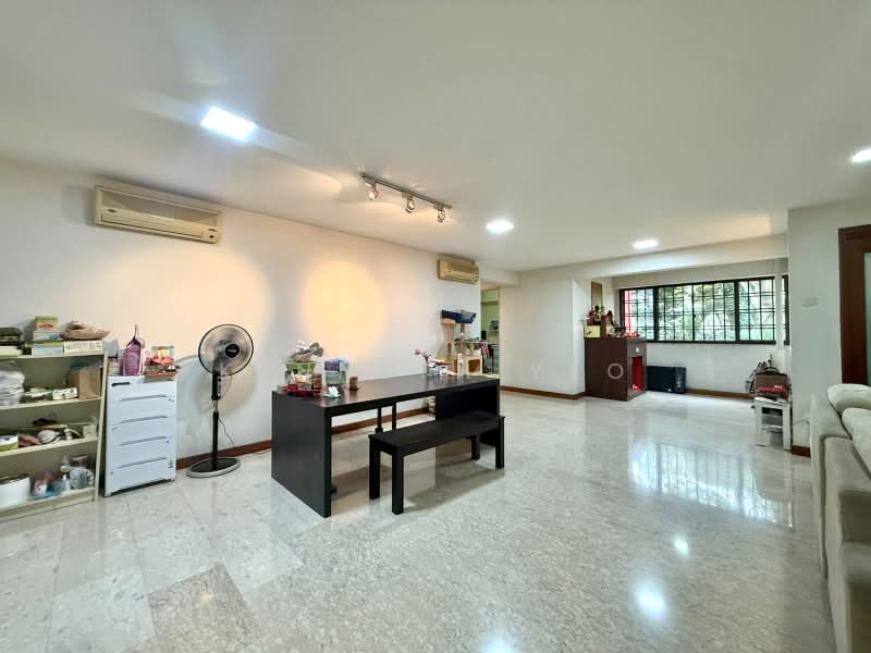 304 Canberra Road, 304 Canberra Road, 4 Bedrooms, 1,518 sqft, HDB Flat For Sale, by Kenneth Yeo, 500187431 - Living Room - PropertyGuru.com.sg