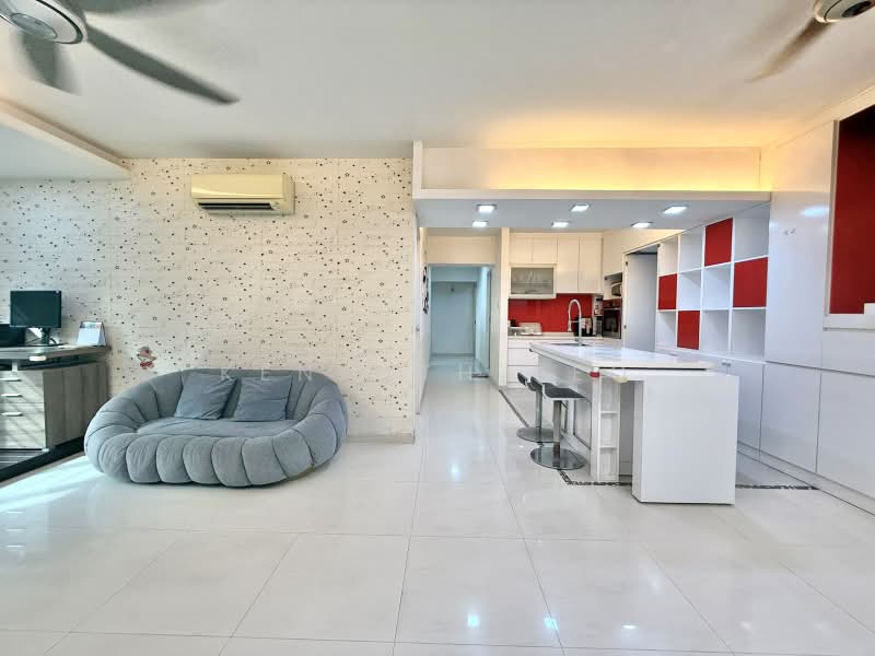 501D Wellington Circle, 501D Wellington Circle, 4 Bedrooms, 1,410 sqft, HDB Flat For Sale, by Kenneth Yeo, 500187436 - Living Room - PropertyGuru.com.sg