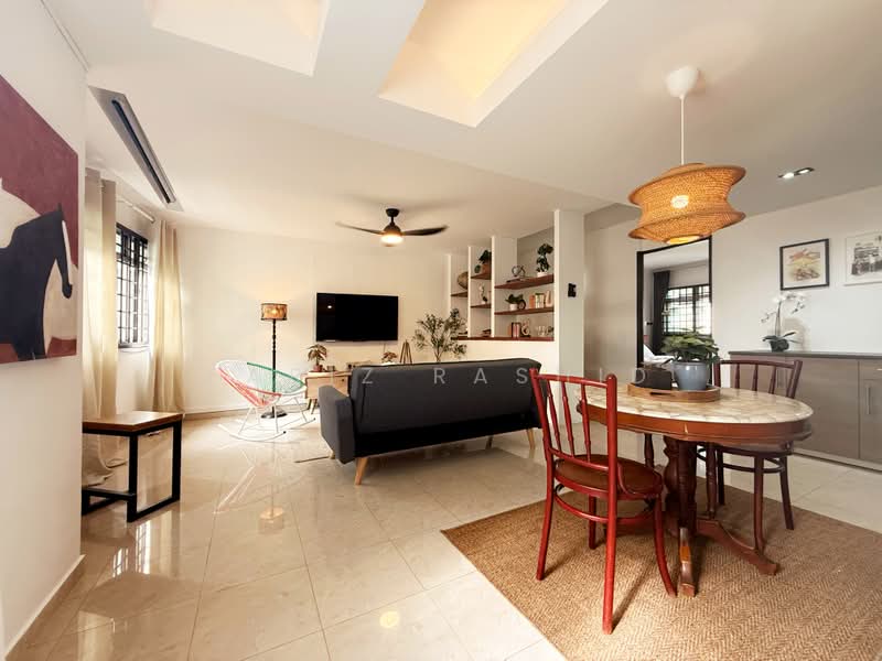 369 Woodlands Avenue 1, 369 Woodlands Avenue 1, 3 Bedrooms, 1,098 sqft, HDB Flat For Sale, by Fariz Rashid, 500187465 - Living Room - PropertyGuru.com.sg