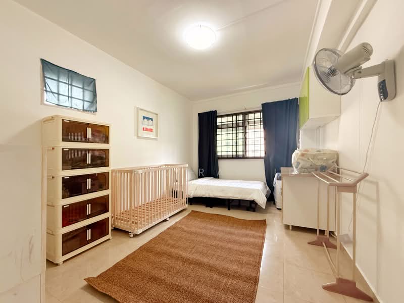 369 Woodlands Avenue 1, 369 Woodlands Avenue 1, 3 Bedrooms, 1,098 sqft, HDB Flat For Sale, by Fariz Rashid, 500187465 - Bedroom - PropertyGuru.com.sg