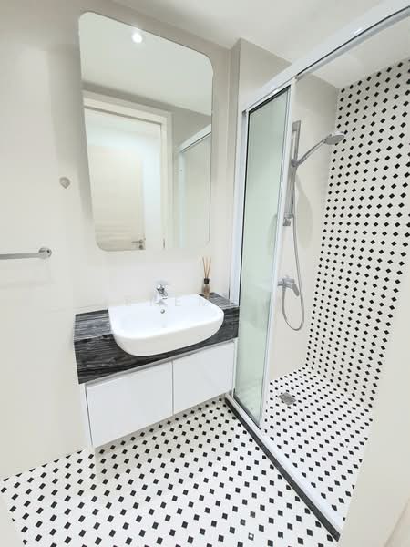 Sophia Hills, 17 Mount Sophia, 2 Bedrooms, 710 sqft, Condominium For Sale, by Jeremy Li, 500187477 - Bathroom - PropertyGuru.com.sg