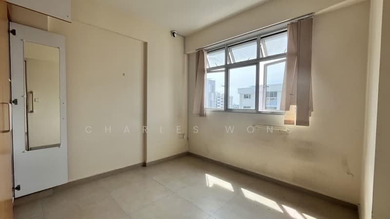 424B Yishun Avenue 11, 424B Yishun Avenue 11, 1 Bedroom, 506 sqft, HDB Flat For Sale, by Charles Wong, 500187478 - Bedroom - PropertyGuru.com.sg