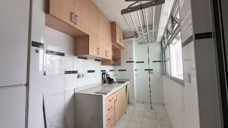 424B Yishun Avenue 11, 424B Yishun Avenue 11, 1 Bedroom, 506 sqft, HDB Flat For Sale, by Charles Wong, 500187478 - Kitchen - PropertyGuru.com.sg