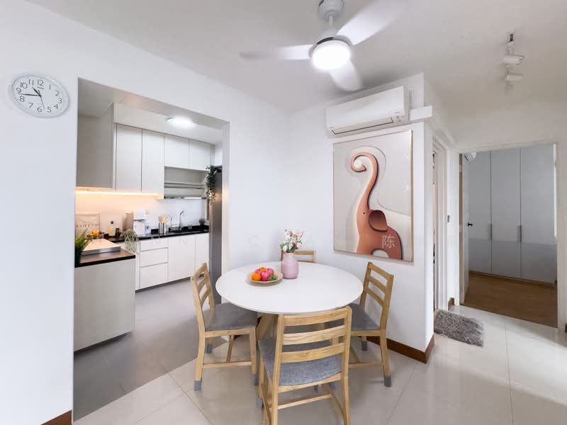 315B Punggol Way, 315B Punggol Way, 2 Bedrooms, 732 sqft, HDB Flat For Sale, by Wanni Chan 陈寀颖, 500187488 - Kitchen - PropertyGuru.com.sg