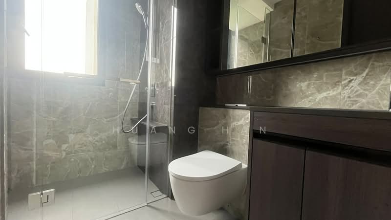 Tembusu Grand, 96 Jalan Tembusu, 5 Bedrooms, 1,711 sqft, Condominium For Rent, by Huang Han, 500187491 - Bathroom - PropertyGuru.com.sg