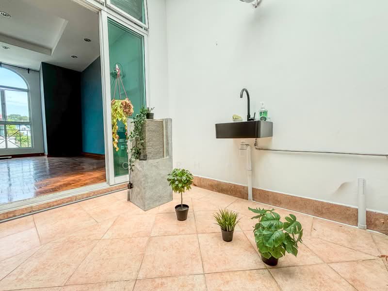 Villa Verde, Verde Grove, 5 Bedrooms, 3,000 sqft, Terraced House For Sale, by Joseph Ang, 500187496 - PropertyGuru.com.sg