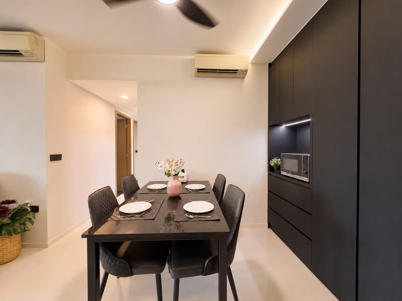 The Topiary, 17 Fernvale Lane, 3 Bedrooms, 1,055 sqft, Executive Condominium For Sale, by Mak G Y, 500187497 - Dining Room - PropertyGuru.com.sg