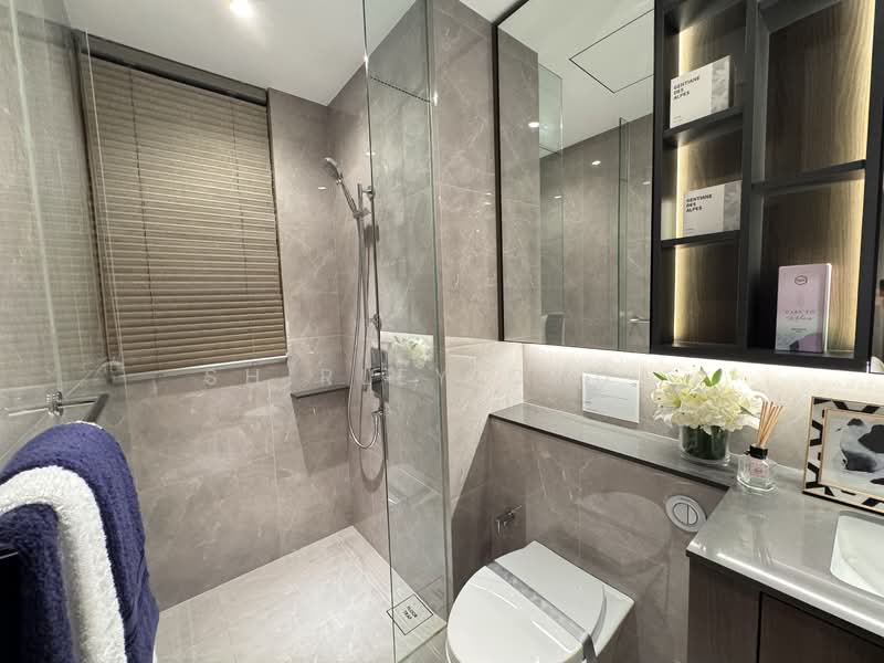Grand Dunman, 18 Dunman Road, 6 Bedrooms, 3,068 sqft, Condominium For Sale, by Shirley Chua, 500187498 - Bathroom - PropertyGuru.com.sg