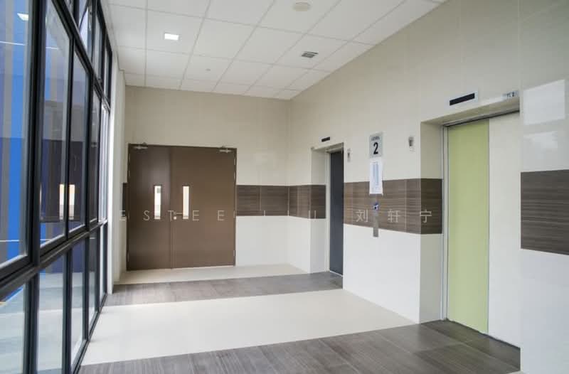 North View Bizhub, 6 Yishun Industrial Street 1, 1,755 sqft, Light Industrial (B1) For Rent, by Estee Liu 刘轩宁, 500187509 - Corridor - CommercialGuru.com.sg