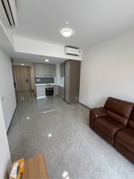 Sengkang Grand Residences, 74 Compassvale Bow, Hougang / Punggol / Sengkang, 2 Bedrooms, 764 sqft, Condominium For Sale, by Nick C.S Teo, 500187522 - PropertyGuru.com.sg