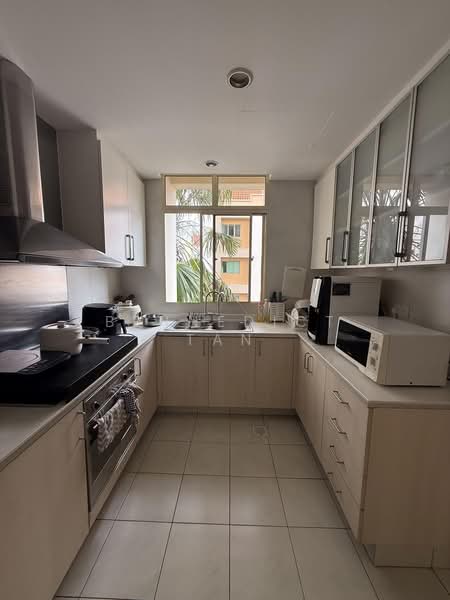Sims Green, 7 Lorong 27A Geylang, Room Rental, 120 sqft, Apartment For Rent, by Bennedict Tan, 500187524 - Kitchen - PropertyGuru.com.sg