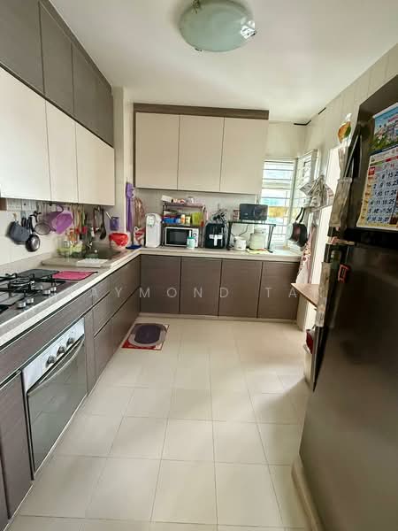 264C Compassvale Bow, 264C Compassvale Bow, 3 Bedrooms, 990 sqft, HDB Flat For Sale, by Raymond Tan, 500187528 - Kitchen - PropertyGuru.com.sg