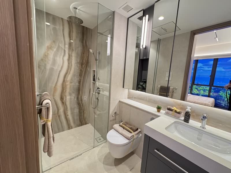 Vela Bay, Bayshore Road, 5 Bedrooms, 1,582 sqft, Condominium For Sale, by Shirley Chua, 500187538 - Bathroom - PropertyGuru.com.sg