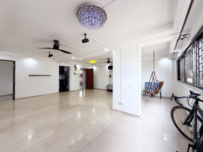 787 Yishun Ring Road, 787 Yishun Ring Road, 3 Bedrooms, 1,302 sqft, HDB Flat For Sale, by Nazri Baobed, 500187543 - Living Room - PropertyGuru.com.sg