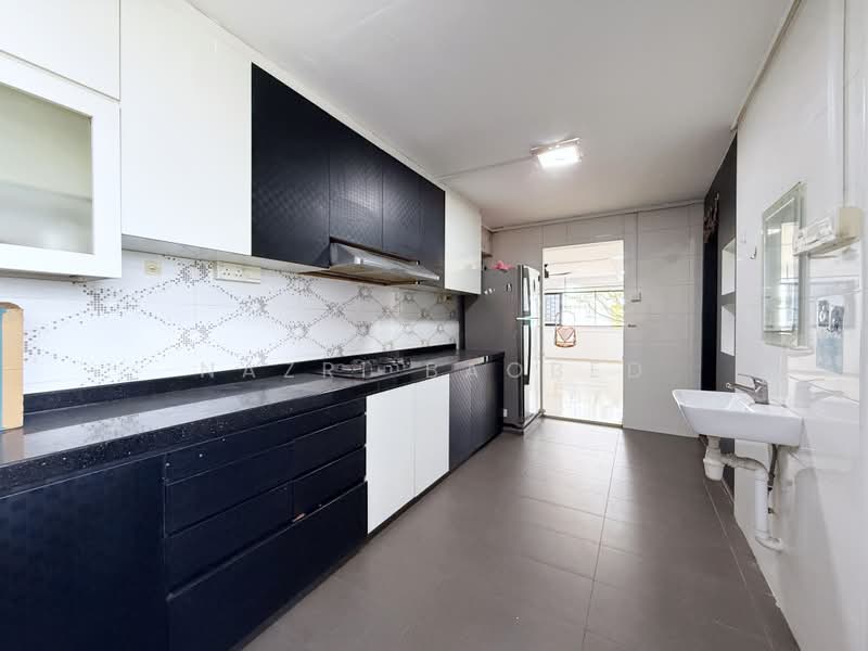 787 Yishun Ring Road, 787 Yishun Ring Road, 3 Bedrooms, 1,302 sqft, HDB Flat For Sale, by Nazri Baobed, 500187543 - Kitchen - PropertyGuru.com.sg