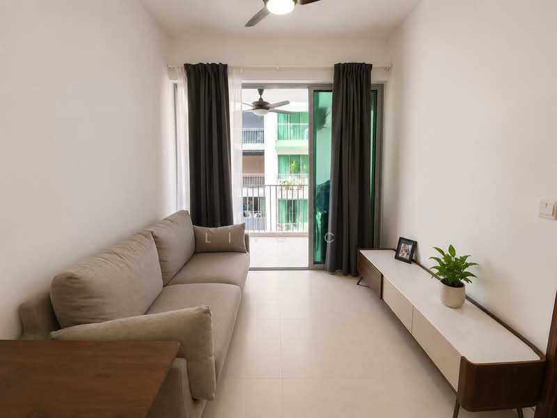Natura @ Hillview, 18 Hillview Terrace, 1 Bedroom, 452 sqft, Condominium For Sale, by Ling C, 500187552 - Living Room - PropertyGuru.com.sg