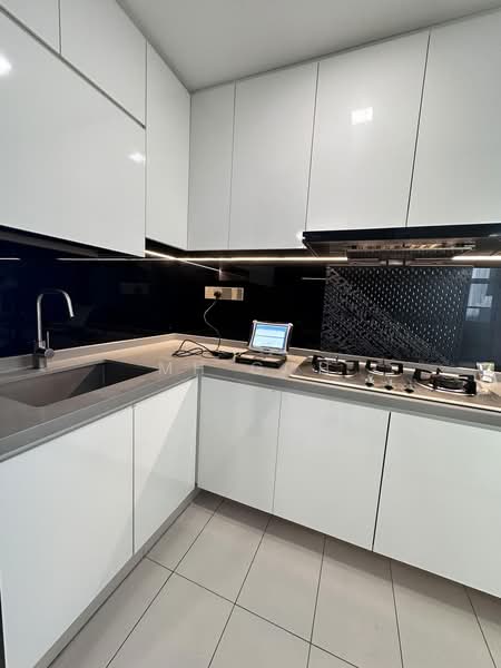 Vista Residences, 28 Jalan Datoh, 3 Bedrooms, 1,195 sqft, Condominium For Rent, by MH Goh, 500187562 - Kitchen - PropertyGuru.com.sg