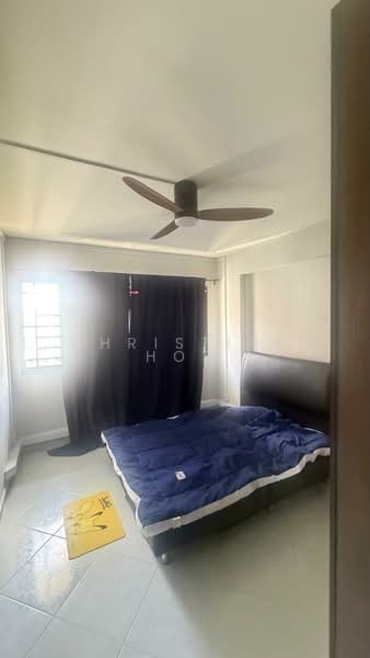 881 Woodlands Street 82, 881 Woodlands Street 82, Room Rental, 150 sqft, HDB Flat For Rent, by Christine Hoe, 500187567 - Bedroom - PropertyGuru.com.sg