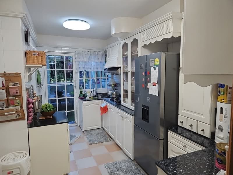 538 Hougang Street 52, 538 Hougang Street 52, 4 Bedrooms, 1,582 sqft, HDB Flat For Sale, by Jit Kaur, 500187568 - Kitchen - PropertyGuru.com.sg