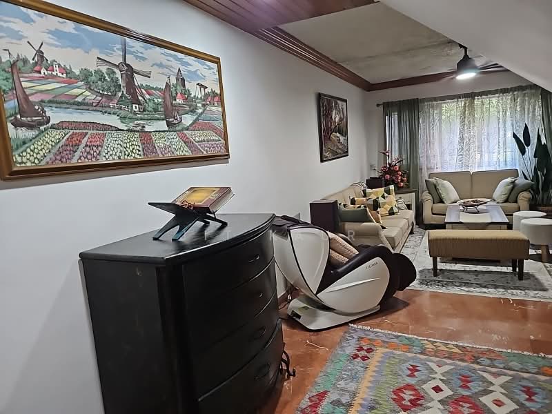 538 Hougang Street 52, 538 Hougang Street 52, 4 Bedrooms, 1,582 sqft, HDB Flat For Sale, by Jit Kaur, 500187568 - Living Room - PropertyGuru.com.sg