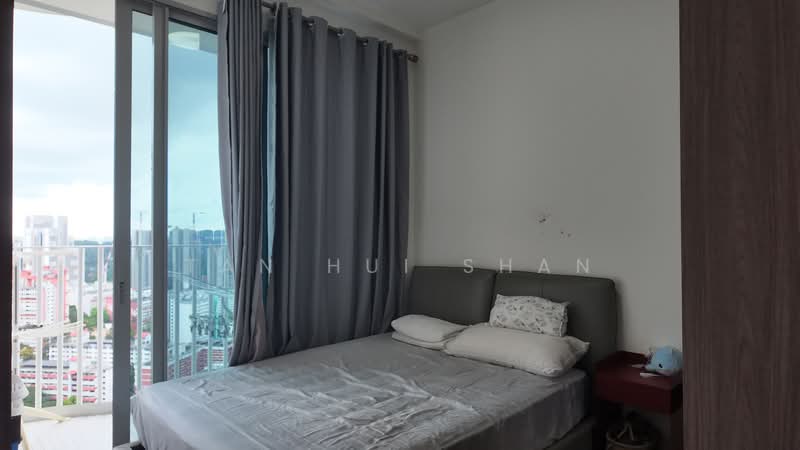 Queens Peak, 1 Dundee Road, 3 Bedrooms, 807 sqft, Condominium For Rent, by Tan Hui Shan, 500187578 - Bedroom - PropertyGuru.com.sg