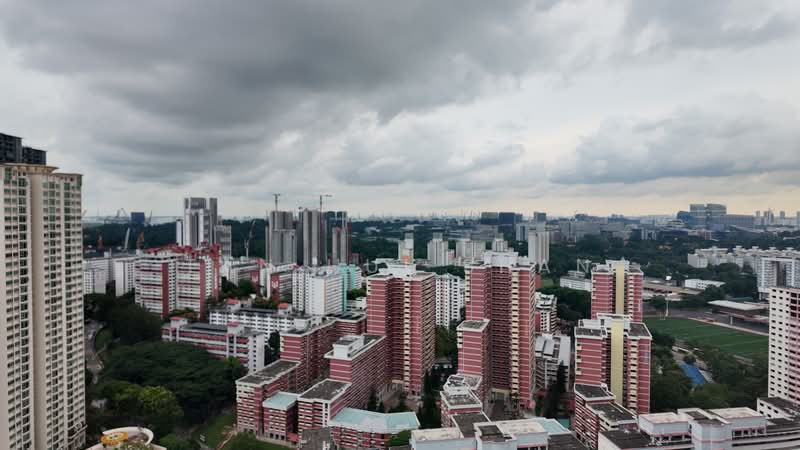 Queens Peak, 1 Dundee Road, 3 Bedrooms, 807 sqft, Condominium For Rent, by Tan Hui Shan, 500187578 - Exterior - PropertyGuru.com.sg