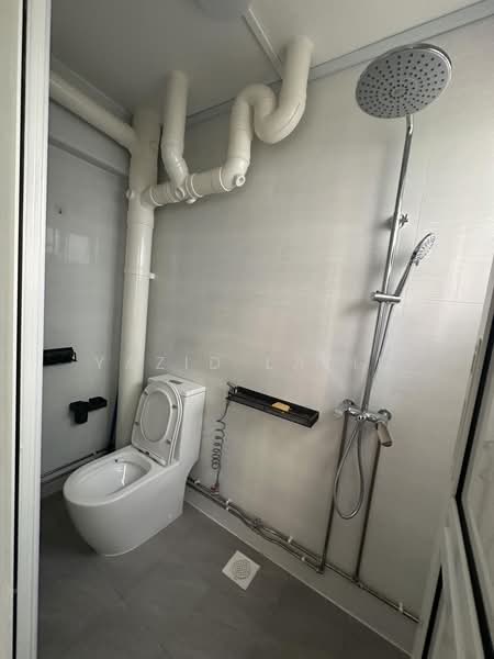 124 Pasir Ris Street 11, 124 Pasir Ris Street 11, Room Rental, 110 sqft, HDB Flat For Rent, by Yazid Latif, 500187581 - Bathroom - PropertyGuru.com.sg