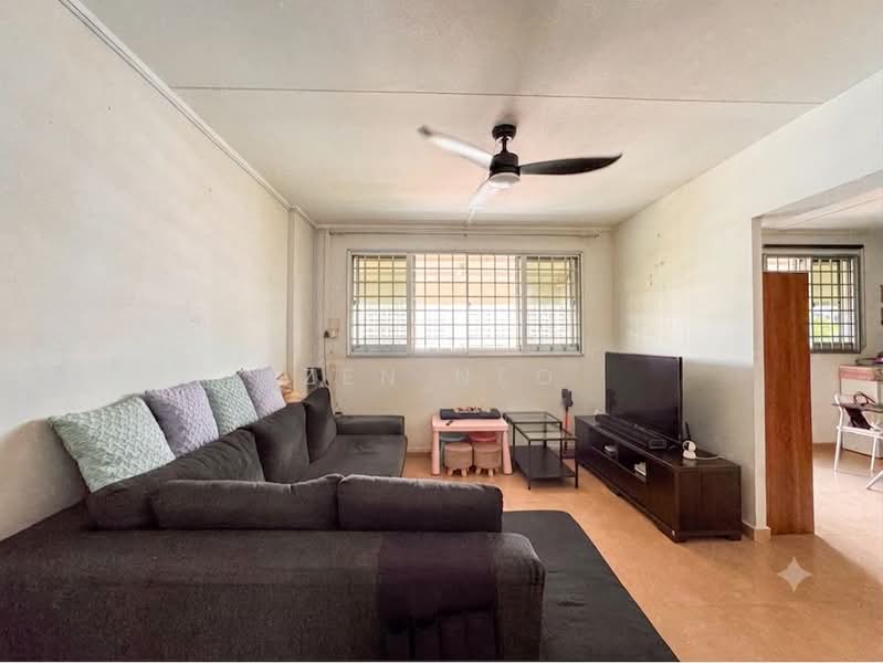 482 Pasir Ris Drive 4, 482 Pasir Ris Drive 4, 3 Bedrooms, 1,109 sqft, HDB Flat For Sale, by Zen Neo, 500187589 - Living Room - PropertyGuru.com.sg