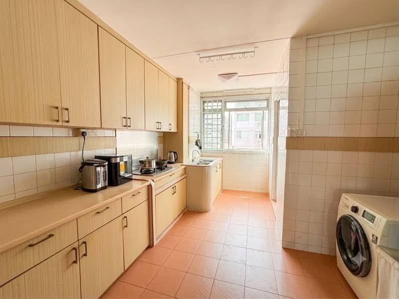 482 Pasir Ris Drive 4, 482 Pasir Ris Drive 4, 3 Bedrooms, 1,109 sqft, HDB Flat For Sale, by Zen Neo, 500187589 - Kitchen - PropertyGuru.com.sg