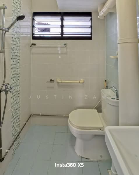 441 Ang Mo Kio Avenue 10, 441 Ang Mo Kio Avenue 10, 2 Bedrooms, 721 sqft, HDB Flat For Sale, by Justin Zaw, 500187591 - Bathroom - PropertyGuru.com.sg