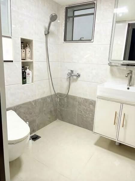 Pinnacle @ Duxton, 1E Cantonment Road, Room Rental, 200 sqft, HDB Flat For Rent, by Joanne Wang, 500187595 - Bathroom - PropertyGuru.com.sg