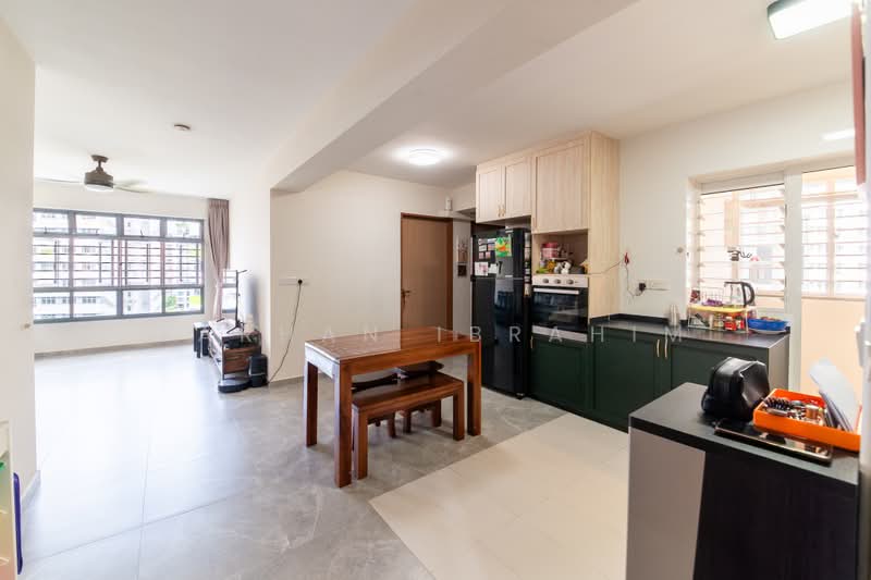 619B Tampines Street 61, 619B Tampines Street 61, 3 Bedrooms, 1,001 sqft, HDB Flat For Sale, by Farhan Ibrahim, 500187596 - Kitchen - PropertyGuru.com.sg