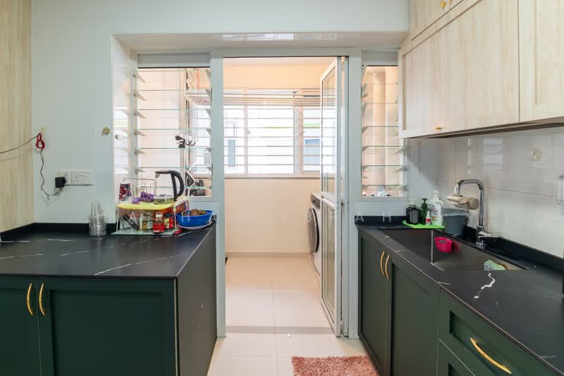 619B Tampines Street 61, 619B Tampines Street 61, 3 Bedrooms, 1,001 sqft, HDB Flat For Sale, by Farhan Ibrahim, 500187596 - Kitchen - PropertyGuru.com.sg