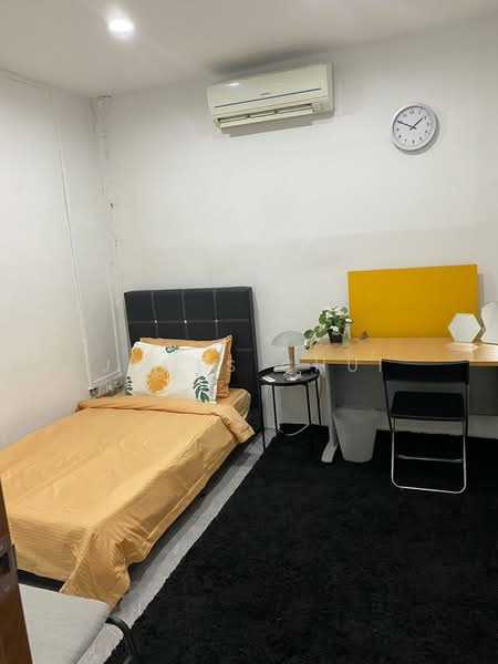Zion Road, , Room Rental, 100 sqft, Shophouse For Rent, by James Chui, 500187599 - Bedroom - PropertyGuru.com.sg