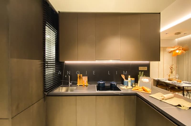 Hyll on Holland, 89 Holland Road, 2 Bedrooms, 657 sqft, Condominium For Sale, by Angie Lim, 500187600 - Kitchen - PropertyGuru.com.sg
