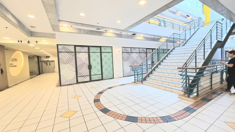 Forum Galleria Shopping Centre, 583 Orchard Road, 2,378 sqft, Food & Beverage For Rent, by Celine Koh, 500187608 - Interior - CommercialGuru.com.sg