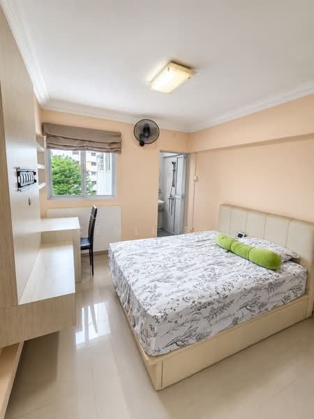 9 Gloucester Road, 9 Gloucester Road, 3 Bedrooms, 980 sqft, HDB Flat For Sale, by Kenli Tan, 500187611 - Bedroom - PropertyGuru.com.sg