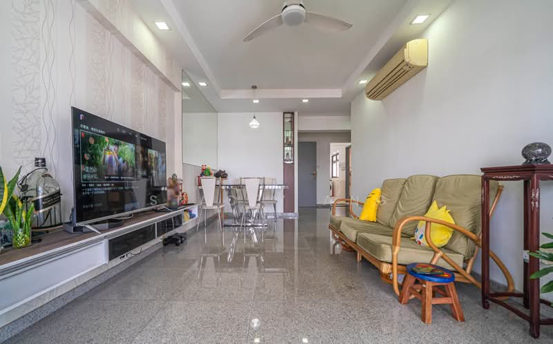 26C Jalan Membina, 26C Jalan Membina, 3 Bedrooms, 969 sqft, HDB Flat For Sale, by Stacey Ang, 500187614 - Living Room - PropertyGuru.com.sg