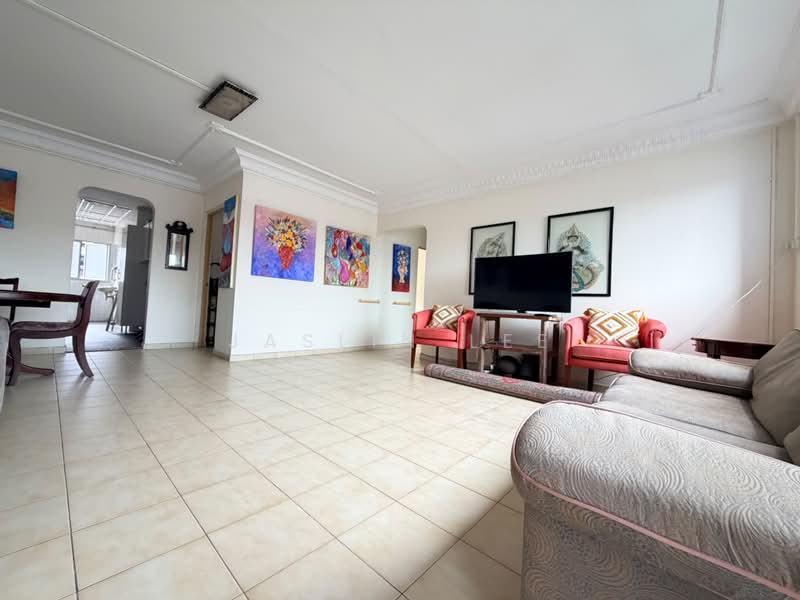 925 Jurong West Street 92, 925 Jurong West Street 92, 3 Bedrooms, 1,109 sqft, HDB Flat For Sale, by Jaslin Lee, 500187622 - Living Room - PropertyGuru.com.sg