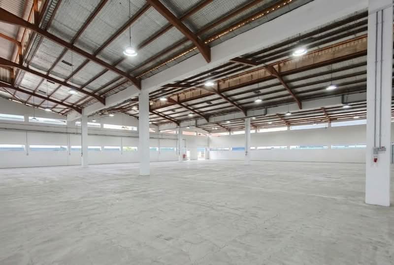 Ground Floor Tuas Warehouse / Logistic, , 10,000 sqft, Warehouse For Rent, by Kelvin Chng 庄锦辉, 500187626 - Interior - CommercialGuru.com.sg
