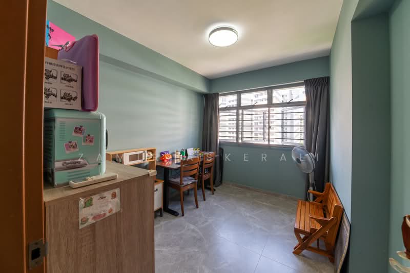 619B Tampines Street 61, 619B Tampines Street 61, 3 Bedrooms, 1,001 sqft, HDB Flat For Sale, by Zamir Askerali, 500187632 - Common Room 1 - PropertyGuru.com.sg