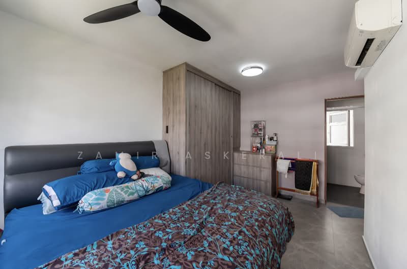 619B Tampines Street 61, 619B Tampines Street 61, 3 Bedrooms, 1,001 sqft, HDB Flat For Sale, by Zamir Askerali, 500187632 - Master Bedroom - PropertyGuru.com.sg