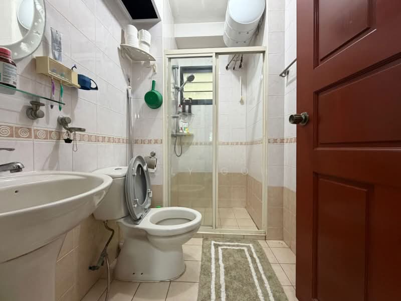 157B Rivervale Crescent, 157B Rivervale Crescent, 3 Bedrooms, 1,173 sqft, HDB Flat For Sale, by Billy Goh, 500187636 - Bathroom - PropertyGuru.com.sg