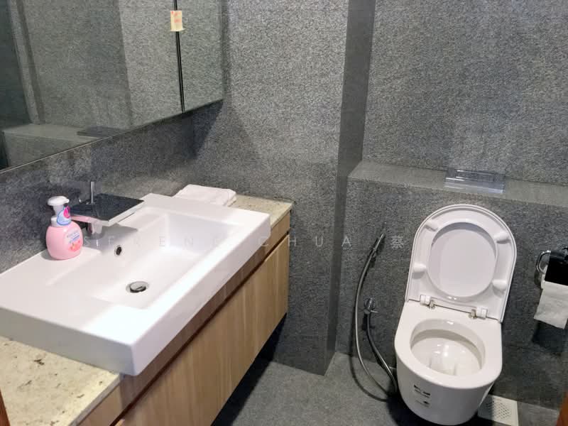Seahill, West Coast Crescent, 1 Bedroom, 517 sqft, Condominium For Sale, by Serene Chua 蔡芝玲, 500187641 - Bathroom - PropertyGuru.com.sg