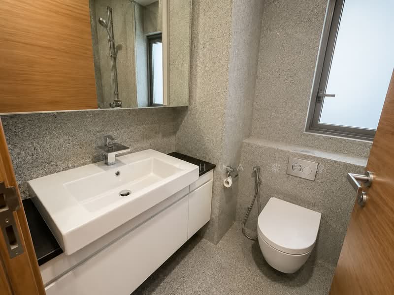 Seahill, West Coast Crescent, 1 Bedroom, 517 sqft, Condominium For Sale, by Serene Chua 蔡芝玲, 500187641 - Bathroom - PropertyGuru.com.sg