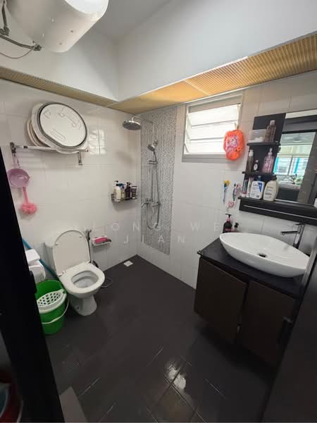 162A Rivervale Crescent, 162A Rivervale Crescent, 3 Bedrooms, 1,216 sqft, HDB Flat For Sale, by Yeong Wei Jian, 500187650 - PropertyGuru.com.sg