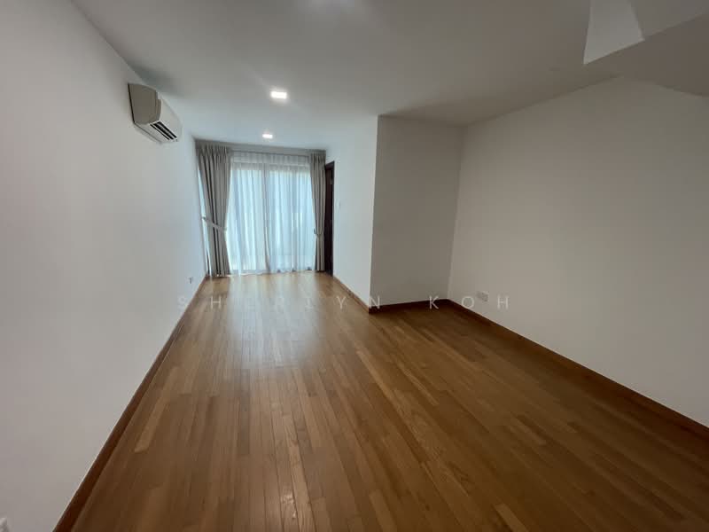 Tropical Town House, Barker Road, 5 Bedrooms, 2,800 sqft, Town House For Rent, by Sherlyn Koh, 500187660 - Living Room - PropertyGuru.com.sg